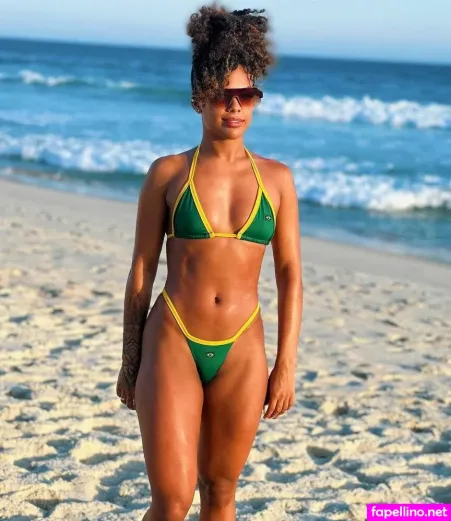 Marvvila OnlyFans Thumbnail #kLbxRhUEPg