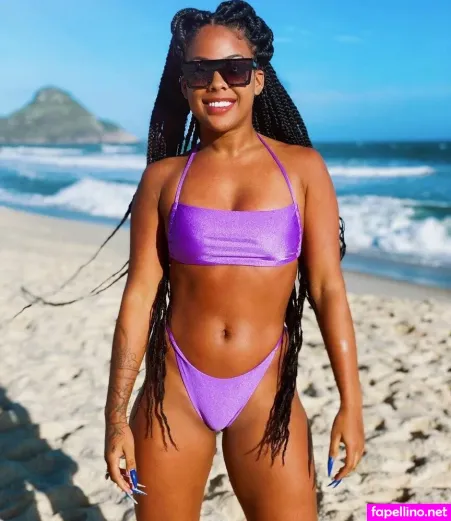 Marvvila OnlyFans Thumbnail #m00IWroxjz