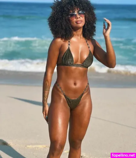 Marvvila OnlyFans Thumbnail #xkTTiAuZ9M