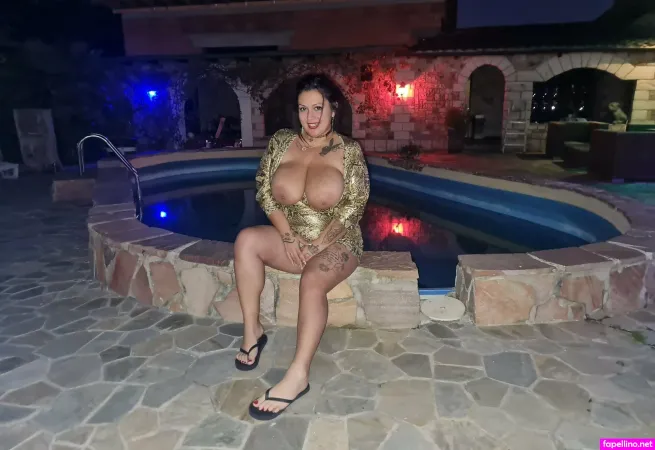 Mary 27 OnlyFans Thumbnail #Eqgjb8CafA