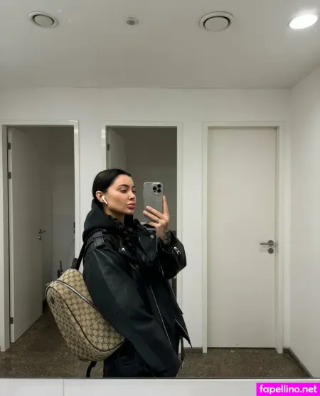 Mary Bery Free OnlyFans Thumbnail #SyJs4tkR25