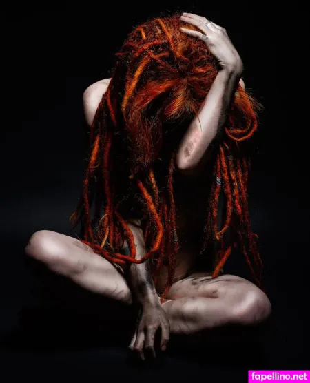 Mary Deweirdo OnlyFans Thumbnail #b2WAzB7Aej