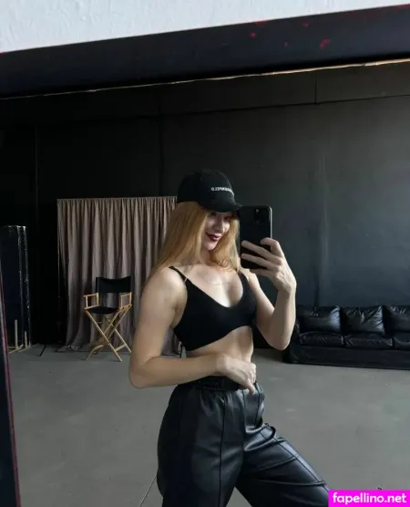 Mary Enjoy OnlyFans Thumbnail #2zKRAVIz4k
