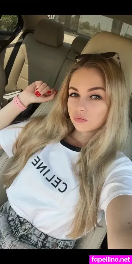 Mary Faraay OnlyFans Thumbnail #RpHdifmFlo