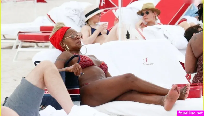Mary J Blige OnlyFans Thumbnail #eBcvkXSo8w