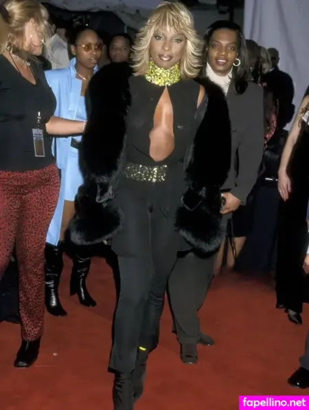Mary J Blige OnlyFans Thumbnail #qo3cYUuJD3