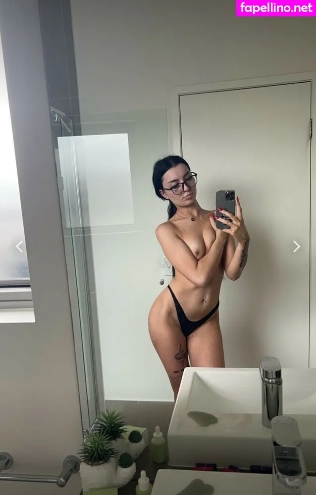 realmaryjuana, shawtywdaflatti Nude Leaked OnlyFans Photo #vaDit2RUrB