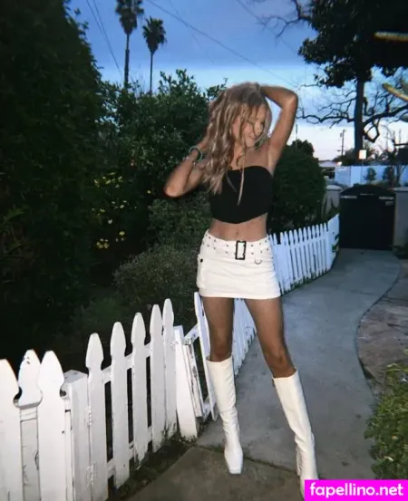 Mary Kate Willis OnlyFans Thumbnail #wEWeEH8zAn