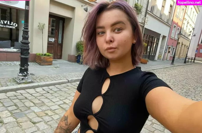 Mary Ma OnlyFans Thumbnail #RE3QL4jqC2