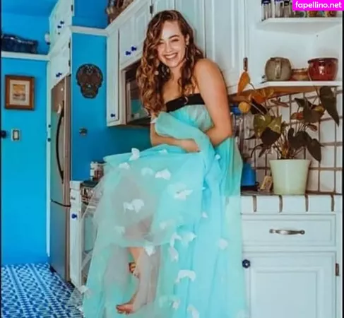 Mary Mouser OnlyFans Thumbnail #7Wd2K81u93