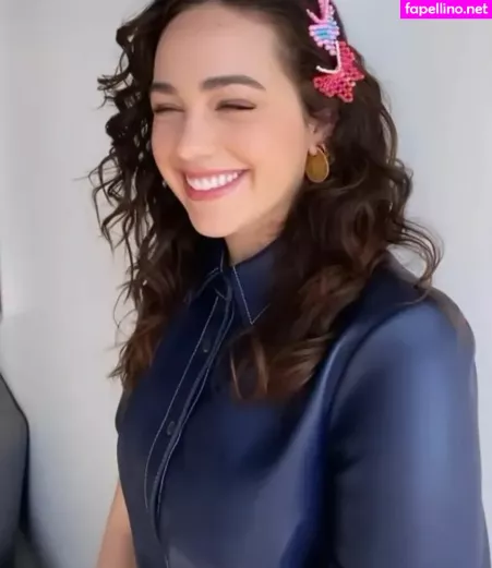 Mary Mouser OnlyFans Thumbnail #NWdAIXTO2E