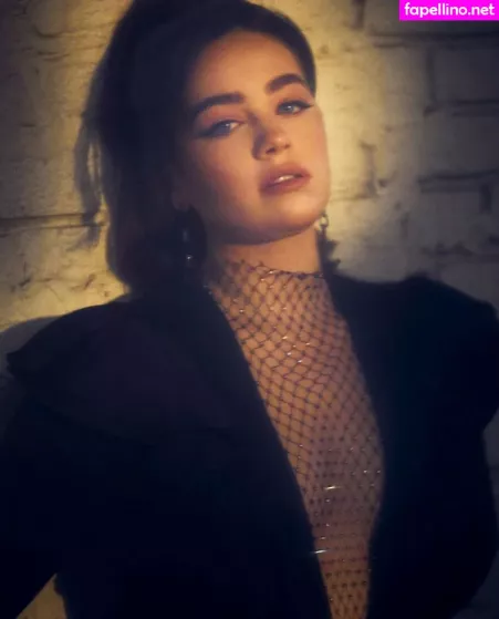 Mary Mouser OnlyFans Thumbnail #uVm1XGGzSE