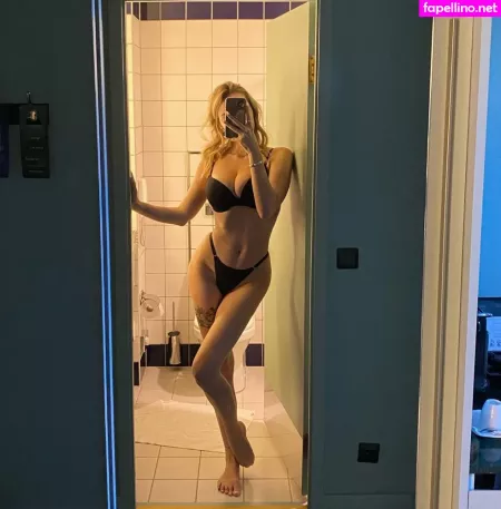 Mary Nabokova OnlyFans Thumbnail #2Zfy7EPHVC
