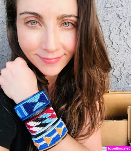 Mary Padian OnlyFans Thumbnail #cHZ8cJ4qKC