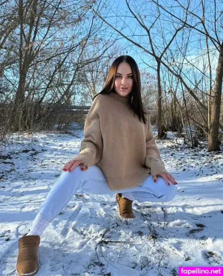 Mary Plays OnlyFans Thumbnail #UKujl1mZFn