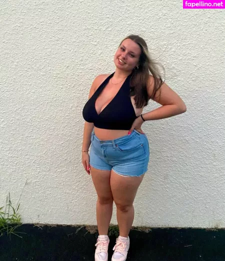 Mary R OnlyFans Thumbnail #S1s3RKwzxT
