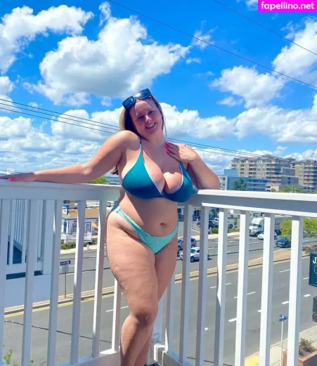 Mary R OnlyFans Thumbnail #zYMrJ3wlld