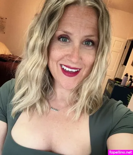 Mary Santora OnlyFans Thumbnail #T3vM1MttGx