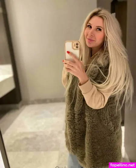 Mary White 8 OnlyFans Thumbnail #7q8qYp3qGd