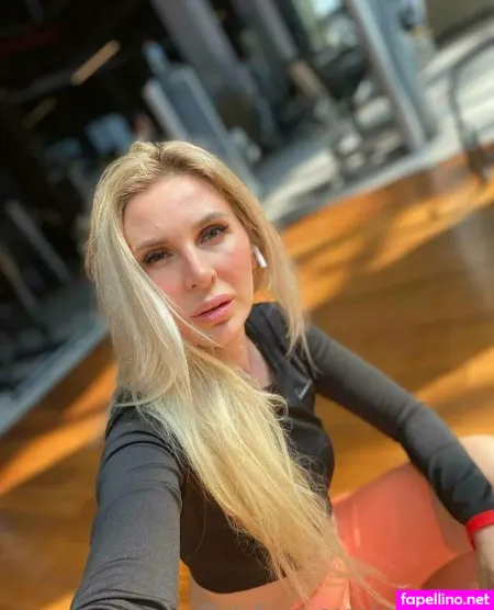 Mary White 8 OnlyFans Thumbnail #IYxHrDJoJ7