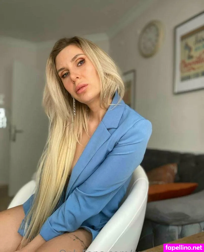 _u, mary_white_8 Nude Leaked OnlyFans Photo #Jw03ui5sE4