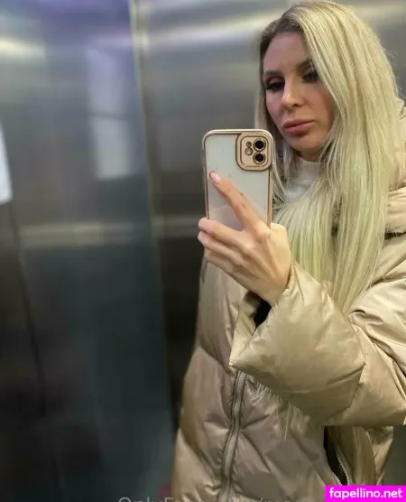 Mary White 8 OnlyFans Thumbnail #RuN83SJ72b