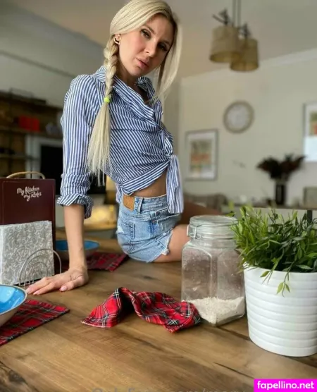 Mary White 8 OnlyFans Thumbnail #ztE470rdJw