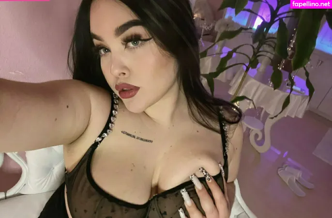 Maryanna Jane OnlyFans Thumbnail #1Um7hk1PTj