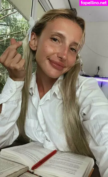 Maryanna Jane OnlyFans Thumbnail #c4MBFxgrBz