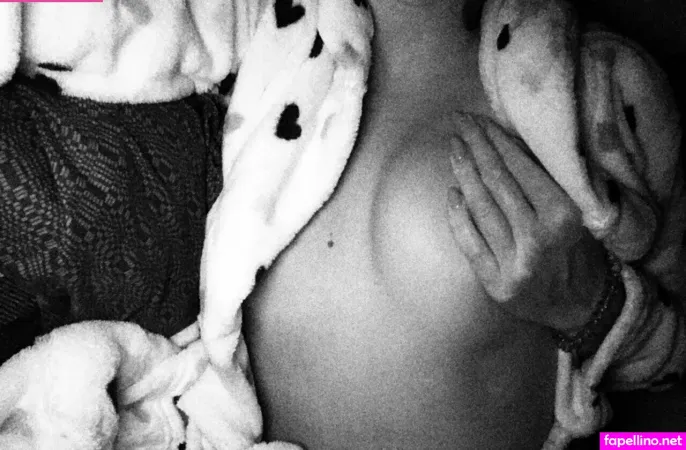 Maryfoxyy OnlyFans Thumbnail #LvYIEYm2uz