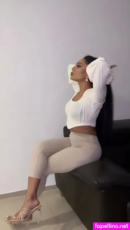 Maryhakiki OnlyFans Thumbnail #2TmwDzxfL8