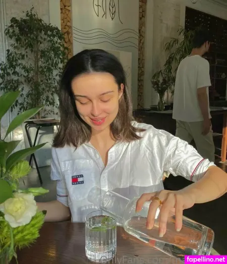 Maryloveeeefree OnlyFans Thumbnail #0A8xLKmy9o