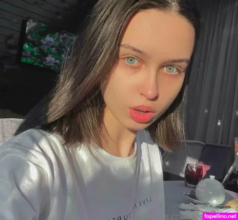 Maryloveeeefree OnlyFans Thumbnail #FExLtwMdk5