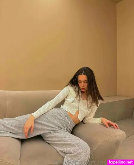 Maryloveeeefree OnlyFans Thumbnail #NMdbPhLLFl