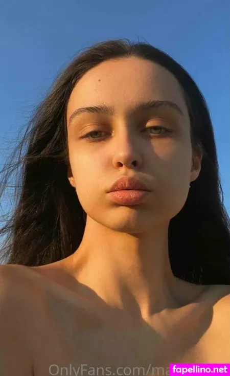 Maryloveeeefree OnlyFans Thumbnail #mR6XIRWPFG