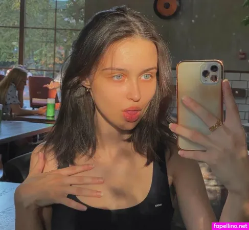 Maryloveeefree OnlyFans Thumbnail #tsG8uRtQN5