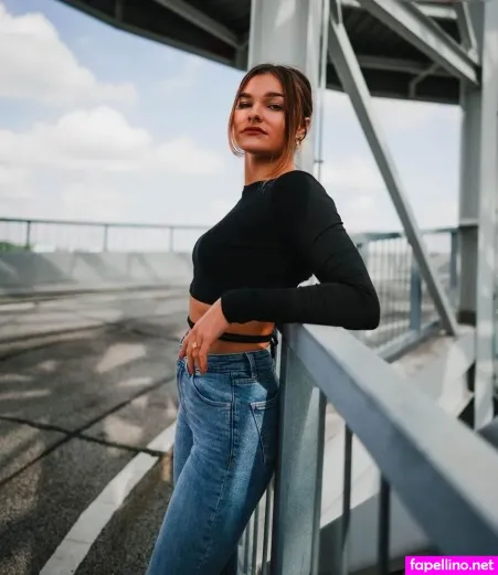 Marylu Ly OnlyFans Thumbnail #t4QwAWncHW