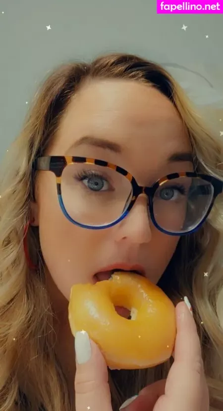 Marymoonkat OnlyFans Thumbnail #9BYzoTXv7h