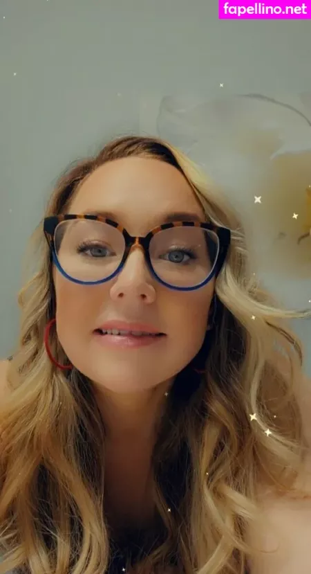 Marymoonkat OnlyFans Thumbnail #IPuQHn7KKf