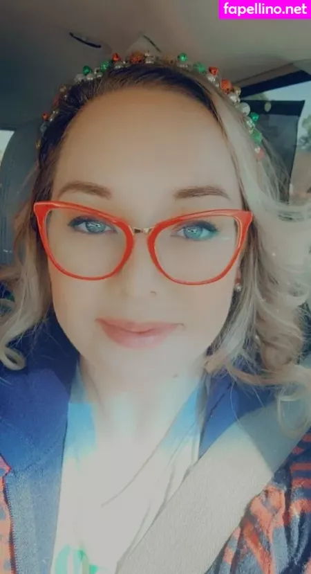 Marymoonkat OnlyFans Thumbnail #ffTVuJjbLZ