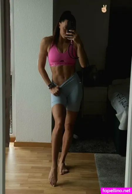 Maryna Bekh OnlyFans Thumbnail #xxDtJ3G9W1