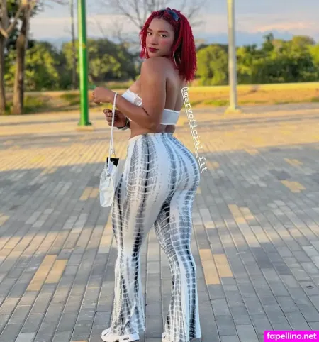 Maryoficial Fit OnlyFans Thumbnail #2BftS44HT9