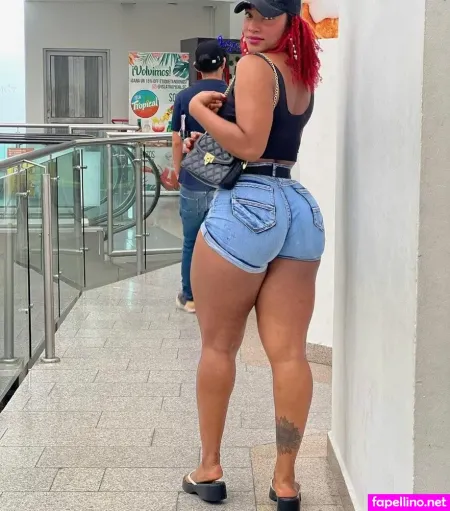 Maryoficial Fit OnlyFans Thumbnail #oTyvyLPOXs