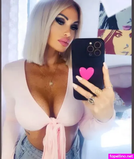 Marypacella OnlyFans Thumbnail #mQVXNpr4W6