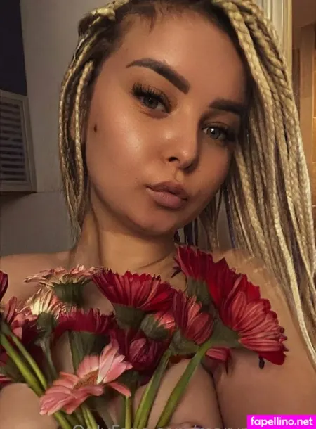 Maryrose Ma OnlyFans Thumbnail #lvZParsrVt