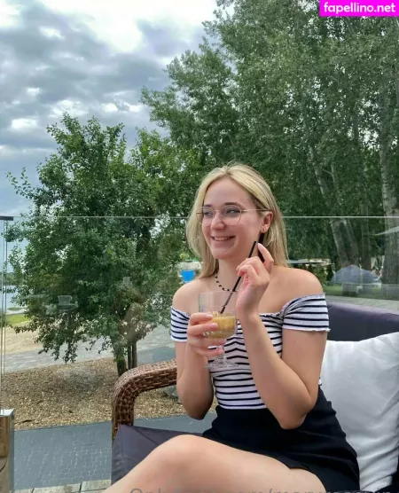 Maryrosevip OnlyFans Thumbnail #IY9ltKEh3z