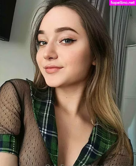 Maryrosevip OnlyFans Thumbnail #f55N9GS1sy