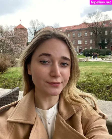 Maryrosevip OnlyFans Thumbnail #iSLWGTB3kl