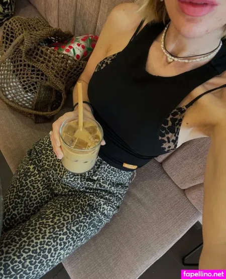 Maryshape 1 OnlyFans Thumbnail #Z4QbXDdUNE