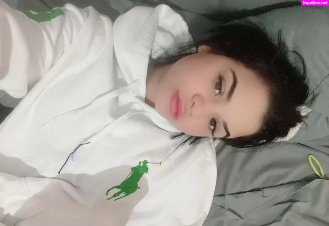 Maryuofficial OnlyFans Thumbnail #1KEsUzy88b